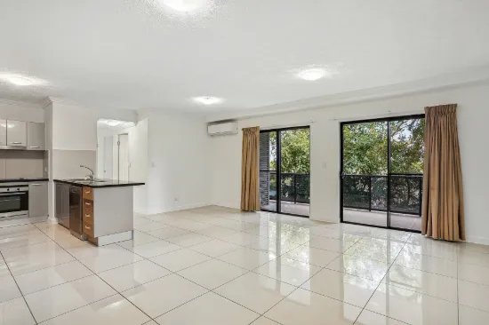 24/319 Angus Smith Drive, Douglas, Qld 4814