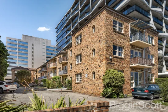 24/75 Queens Road, Melbourne, Vic 3004