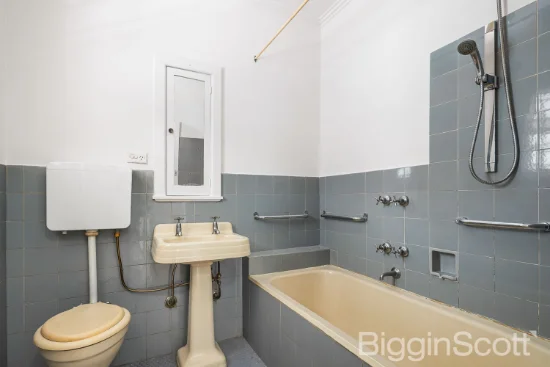 24/75 Queens Road, Melbourne, Vic 3004-Image