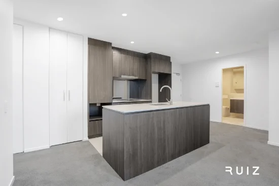 2402/1 Grazier Lane, Belconnen, ACT 2617