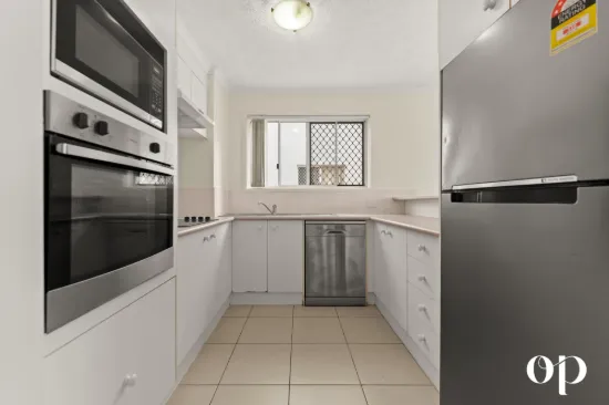 25/12 Whiting Street, Labrador, Qld 4215-Image