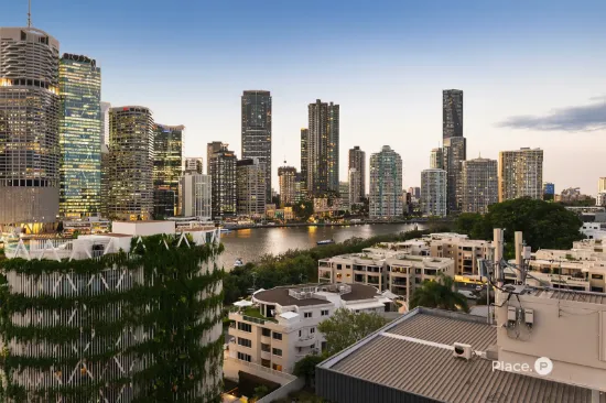 25/245 Main Street, Kangaroo Point, Qld 4169