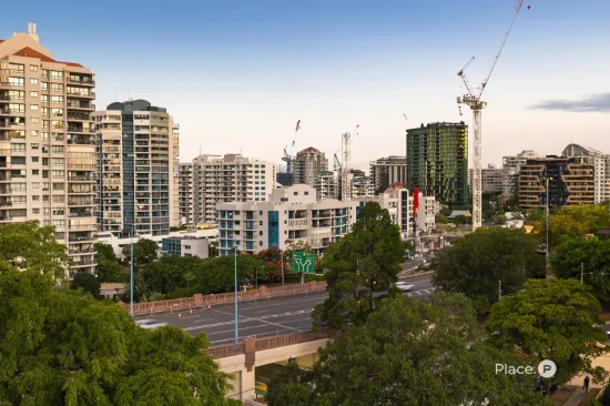 25/245 Main Street, Kangaroo Point, Qld 4169-Image