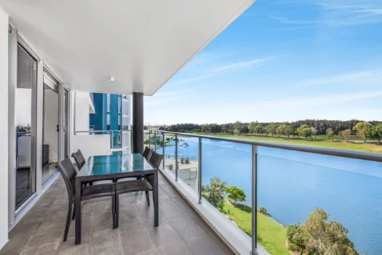252/135 Lakelands Drive, Merrimac, Qld 4226