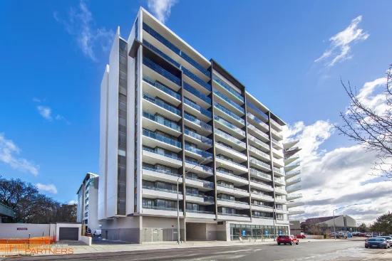 261/7 Irving St, Phillip, ACT 2606