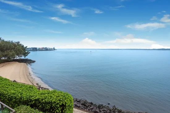 26203 Ephraim Island Parade, Paradise Point, Qld 4216-Image