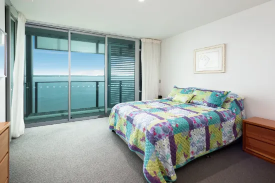 26203 Ephraim Island Parade, Paradise Point, Qld 4216-Image