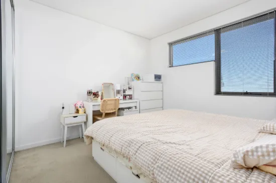 27/11 Signal Terrace, Cockburn Central, WA 6164-Image