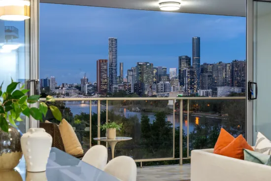 27/24 Dunmore Terrace, Auchenflower, Qld 4066