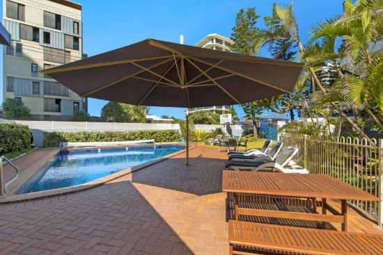 27/3576 Main Beach Parade, Main Beach, Qld 4217-Image
