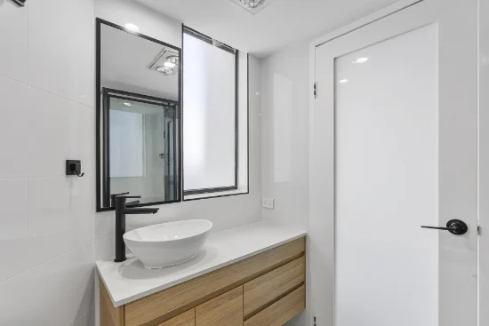27/3576 Main Beach Parade, Main Beach, Qld 4217-Image