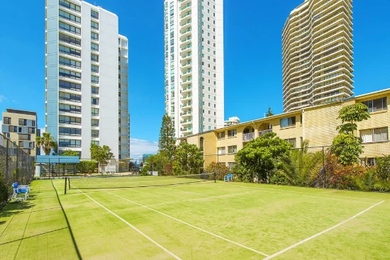 27/3576 Main Beach Parade, Main Beach, Qld 4217-Image