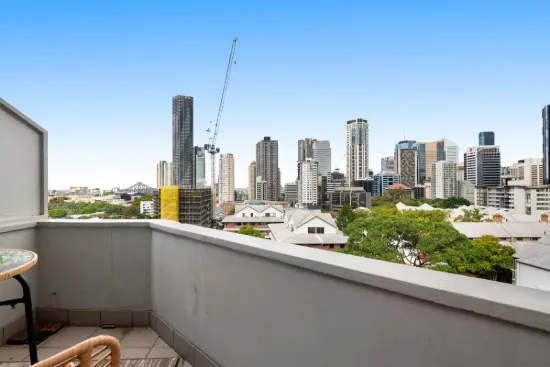 27/67 St Pauls Terrace, Spring Hill, Qld 4000