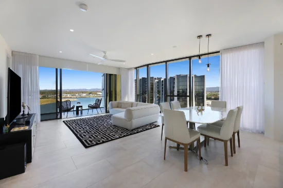 2702/2 The Lanes Boulevard, Mermaid Waters, Qld 4218