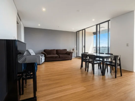 2715/20 Gadigal Ave, Waterloo, NSW 2017