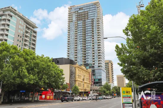 2810/6 Penaluna Place, Adelaide, SA 5000