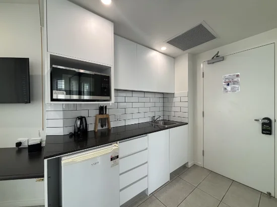28b/15 Shine Court, Birtinya, Qld 4575