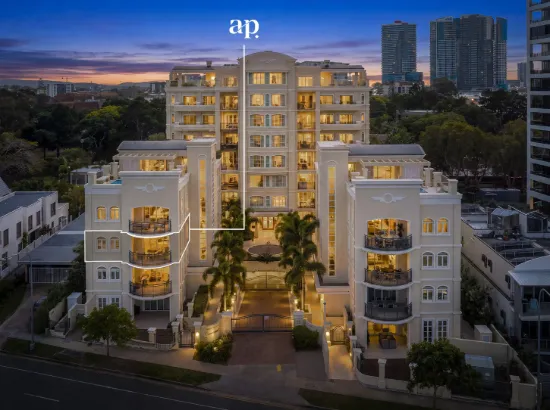 29/42-44 Brighton Parade, Southport, Qld 4215