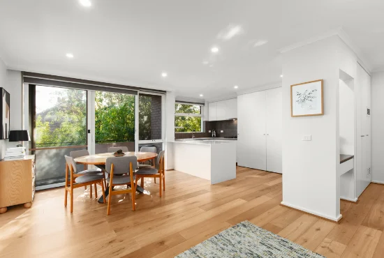3/10 Narong Road, Caulfield North, Vic 3161