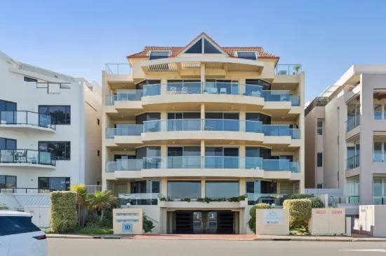 3/10 North Esplanade, Glenelg North, SA 5045