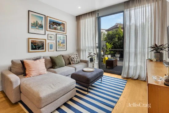 3/11 Glass Street, Essendon, Vic 3040-Image