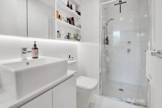 3/11 Glass Street, Essendon, Vic 3040-Image