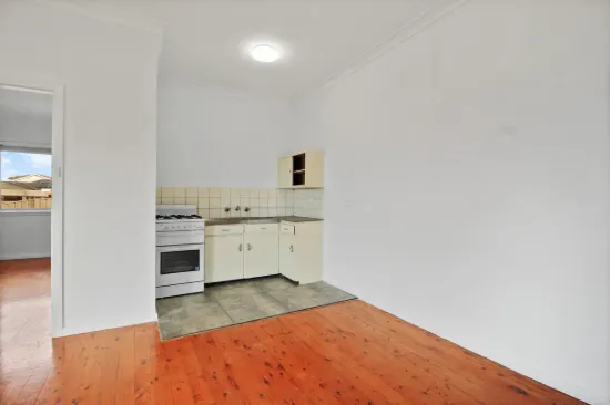 3/16 Kelvin Road, Coniston, NSW 2500