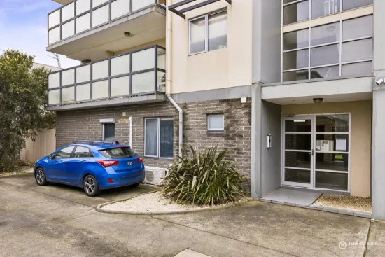 3/2 Arthur Street, Preston, Vic 3072 - For Rent