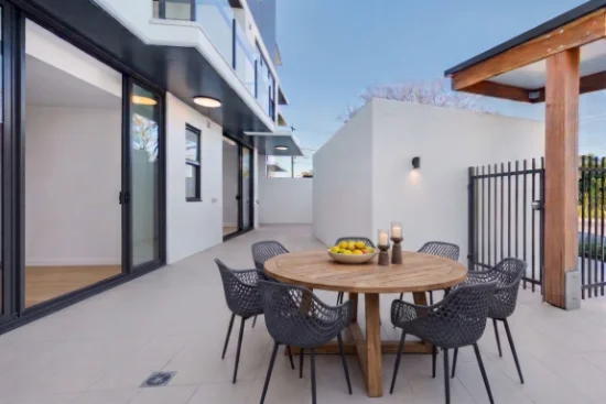 3/208 Norman Avenue, Norman Park, Qld 4170