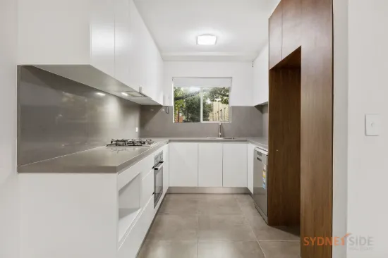3/3 Gray Crescent, Eastlakes, NSW 2018