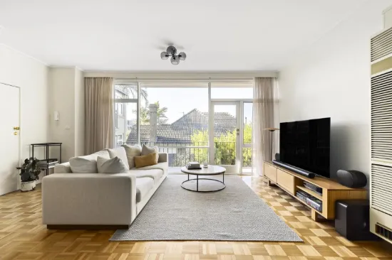 3/33 Studley Park Road, Kew, Vic 3101