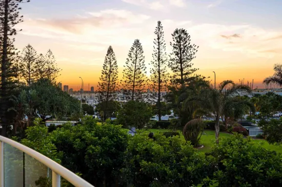 3/3653 Main Beach Parade, Main Beach, Qld 4217-Image
