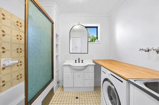 3/4 Rose Street, Southport, Qld 4215-Image
