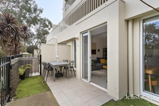 3/4 Seisman Place, Port Melbourne, Vic 3207