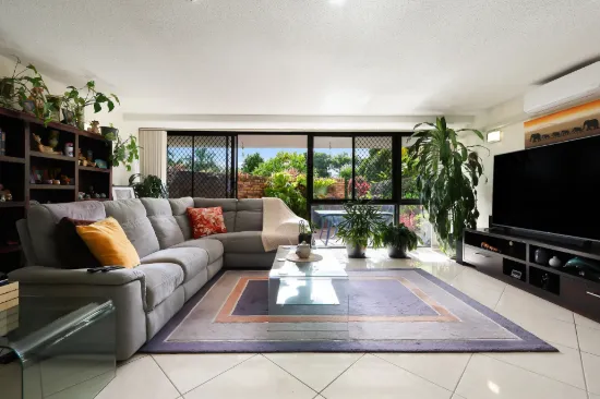 3/54 Hooker Boulevard, Mermaid Waters, Qld 4218