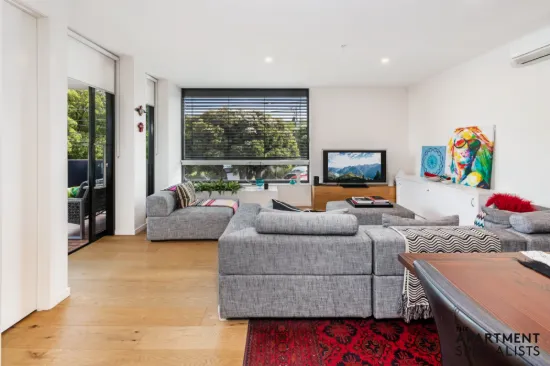 3/8 Burton Crescent, Ivanhoe East, Vic 3079