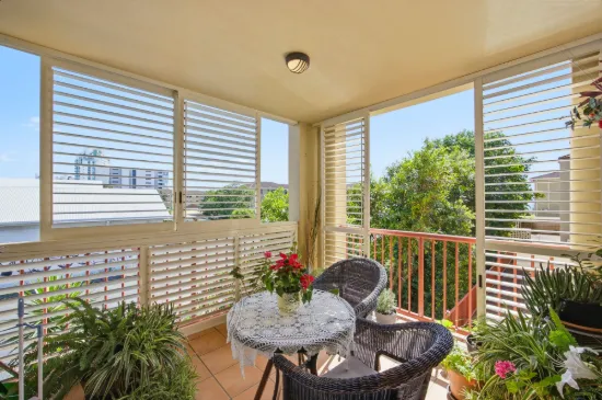 3/89 FRANK STREET, Labrador, Qld 4215
