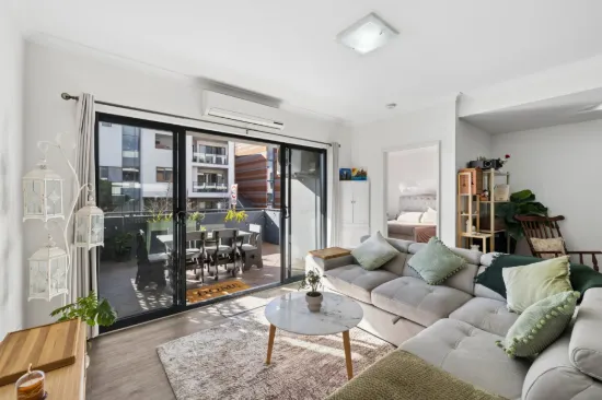 30/2 Stockton Bend, Cockburn Central, WA 6164