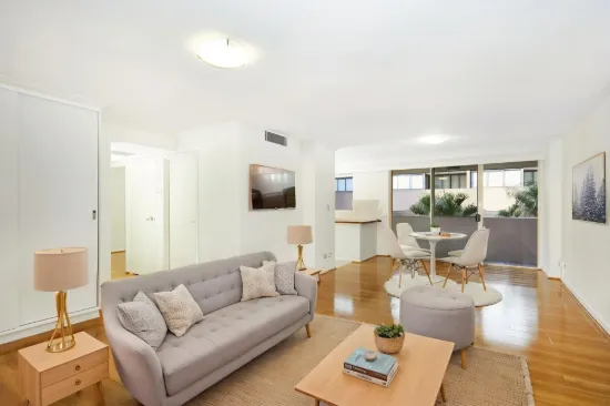 30/4-10 Pound Road, Hornsby, NSW 2077
