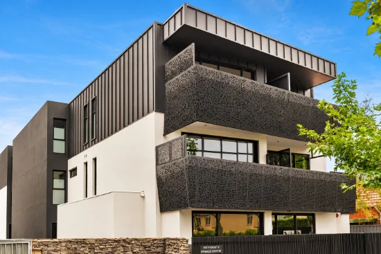 301/3 Docker Street, Elwood, Vic 3184