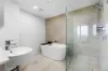 3012/2 Como Cres, Southport, Qld 4215-Image