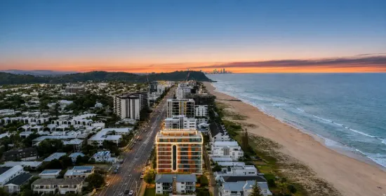 302/1245 Gold Coast Highway, Palm Beach, Qld 4221