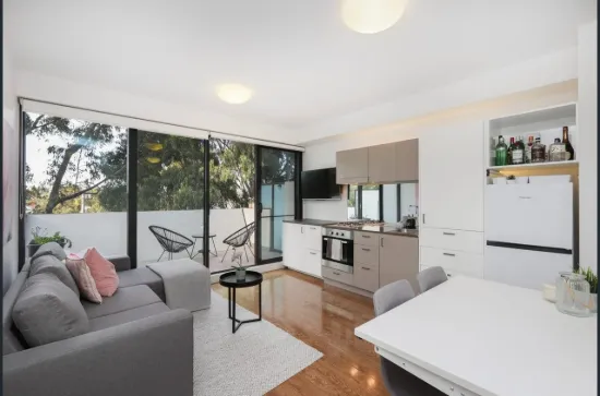 302/80 Ormond Street, Kensington, Vic 3031