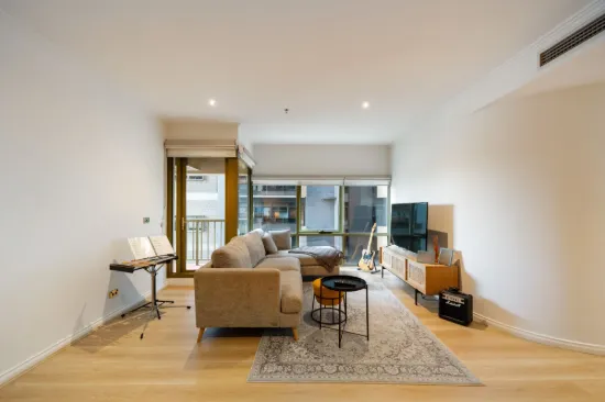 303/15 Queens Road, Melbourne VIC 3004-Image