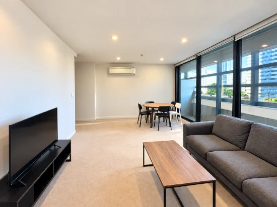 303/8 Sutherland St, Melbourne, Vic 3000 - For Rent