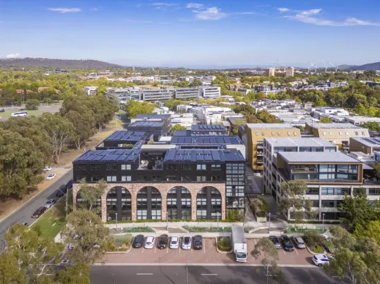304/1 The Causeway, Kingston, ACT 2604