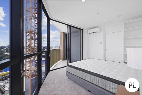 304/170 Logan Rd, Woolloongabba, Qld 4102-Image