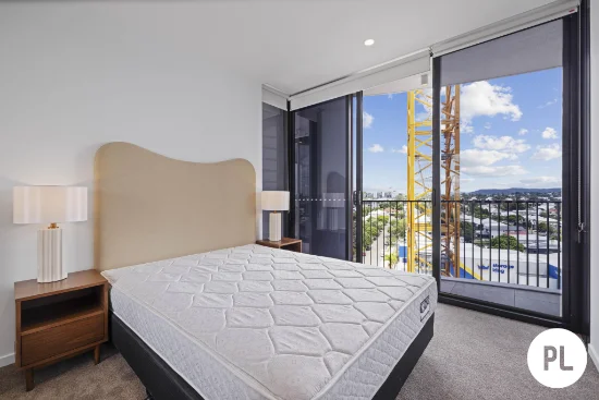 304/170 Logan Rd, Woolloongabba, Qld 4102-Image