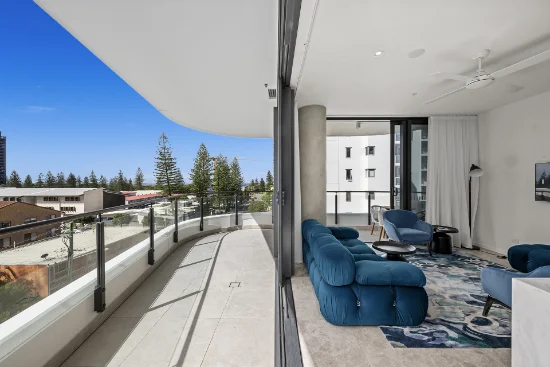 305/26 Alexandra Avenue, Broadbeach, Qld 4218 - For Rent