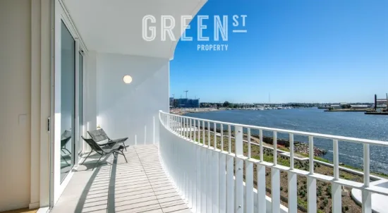 306/23 Honeysuckle Drive, Newcastle, NSW 2300